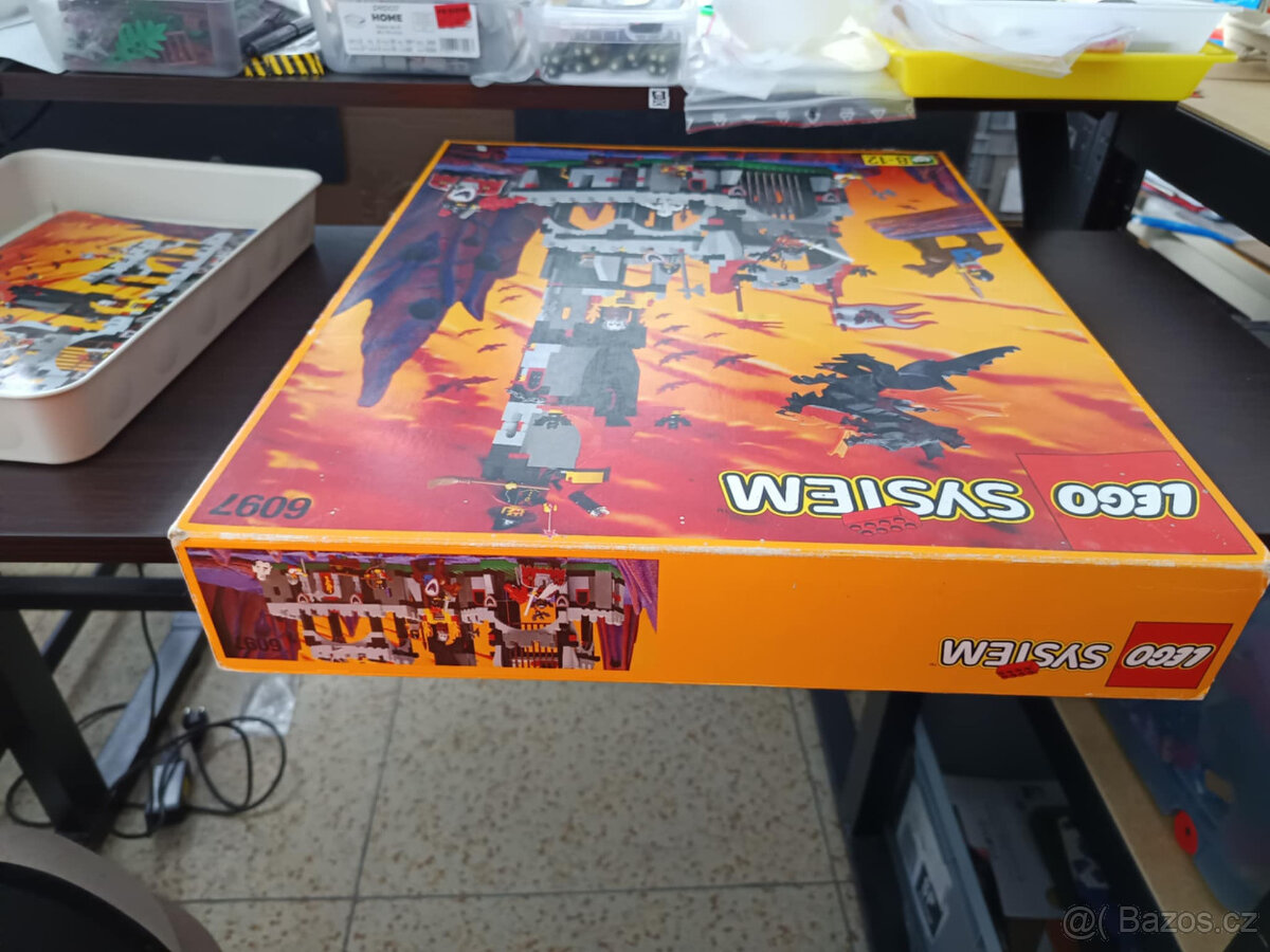 LEGO Castle 6097 Night Lord's Castle +návod +box - 12