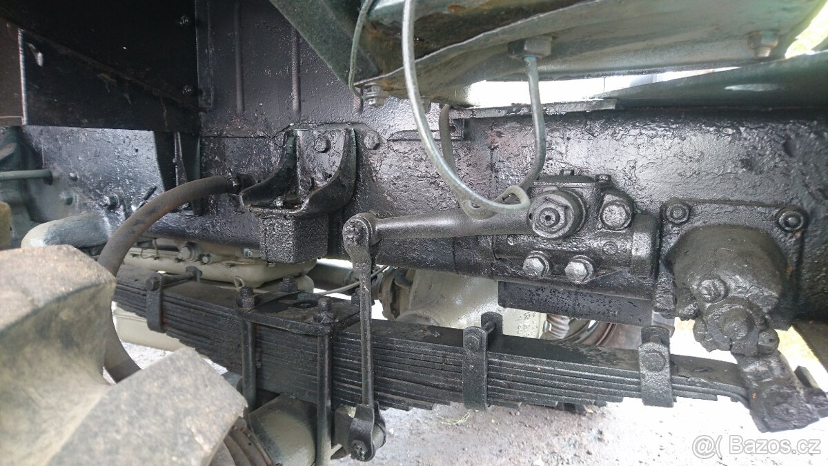 Praga V3S Skříň - 12