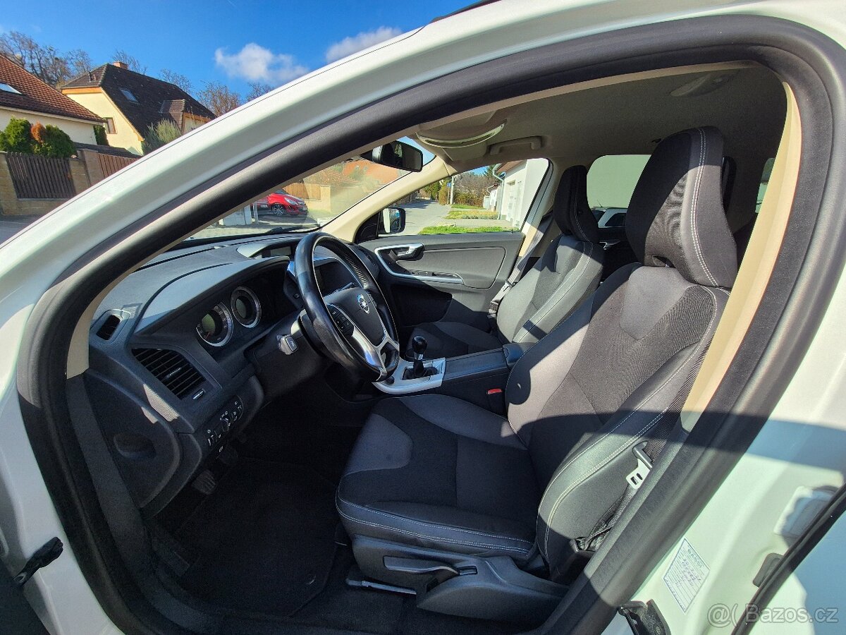 Volvo XC 60,Momentum, 2.0d,120kw - 12