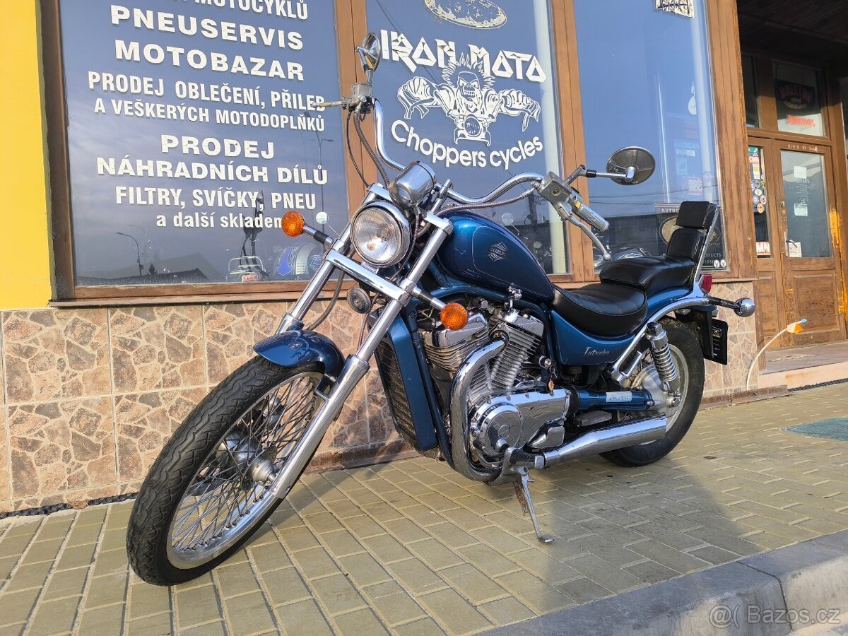 Suzuki VS 750 Intruder VS 800 - 12