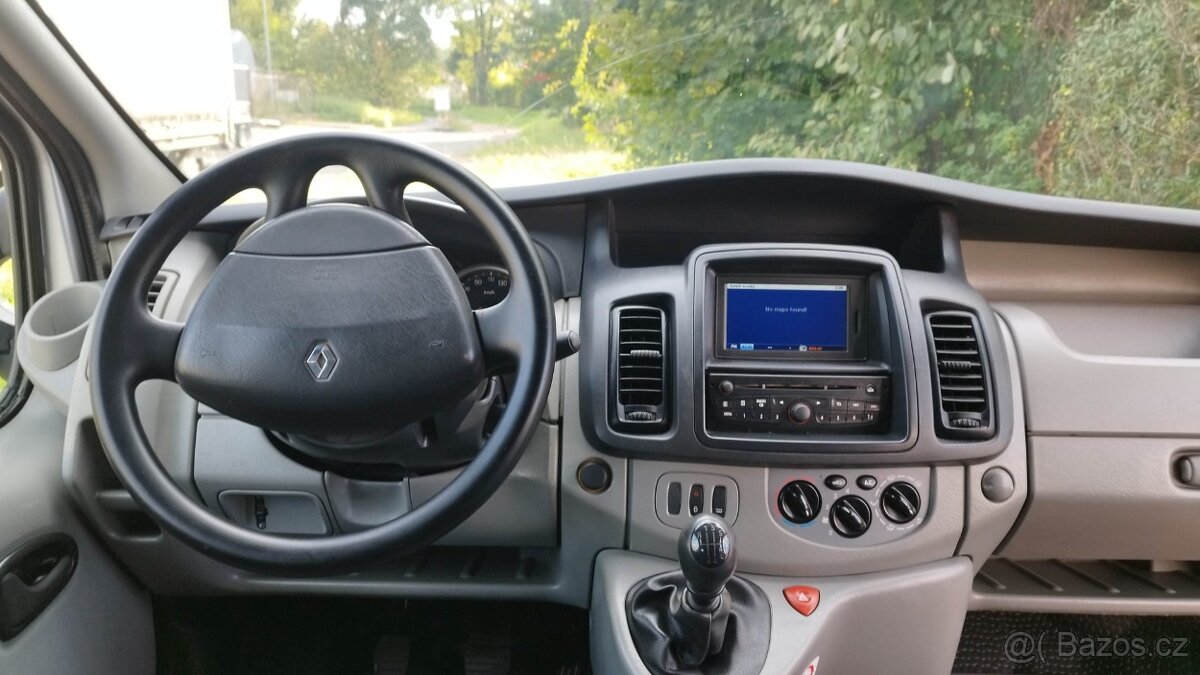 RENAULT TRAFIC 2.0DCI 84KW BEZ DPF LONG 6 MÍST R.V.2011 - 12