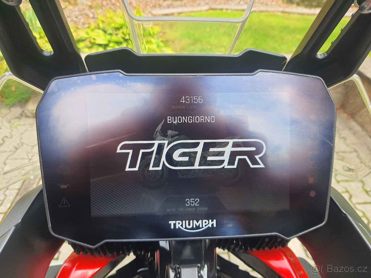 Triumph Tiger 900 GT PRO - SUPER STAV + VÝBAVA 249.900,- Kč - 12