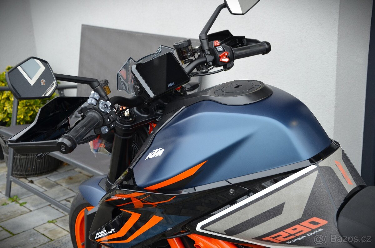 KTM 1290 Super Duke R - 1.majitel / 8.500 km - 12