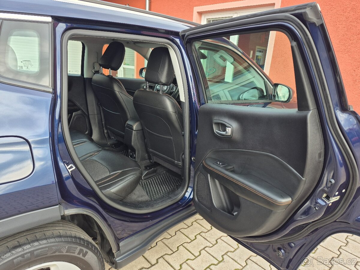 Jeep Compass 2018 1.6 Limited 88 kW - 12