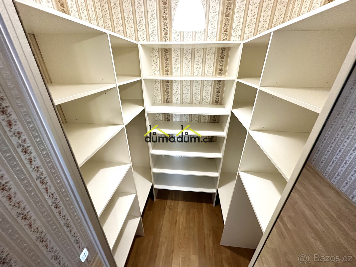 Prodej moderního bytu 3+kk, 59,7 m², s garáží a sklepem, Pra - 12