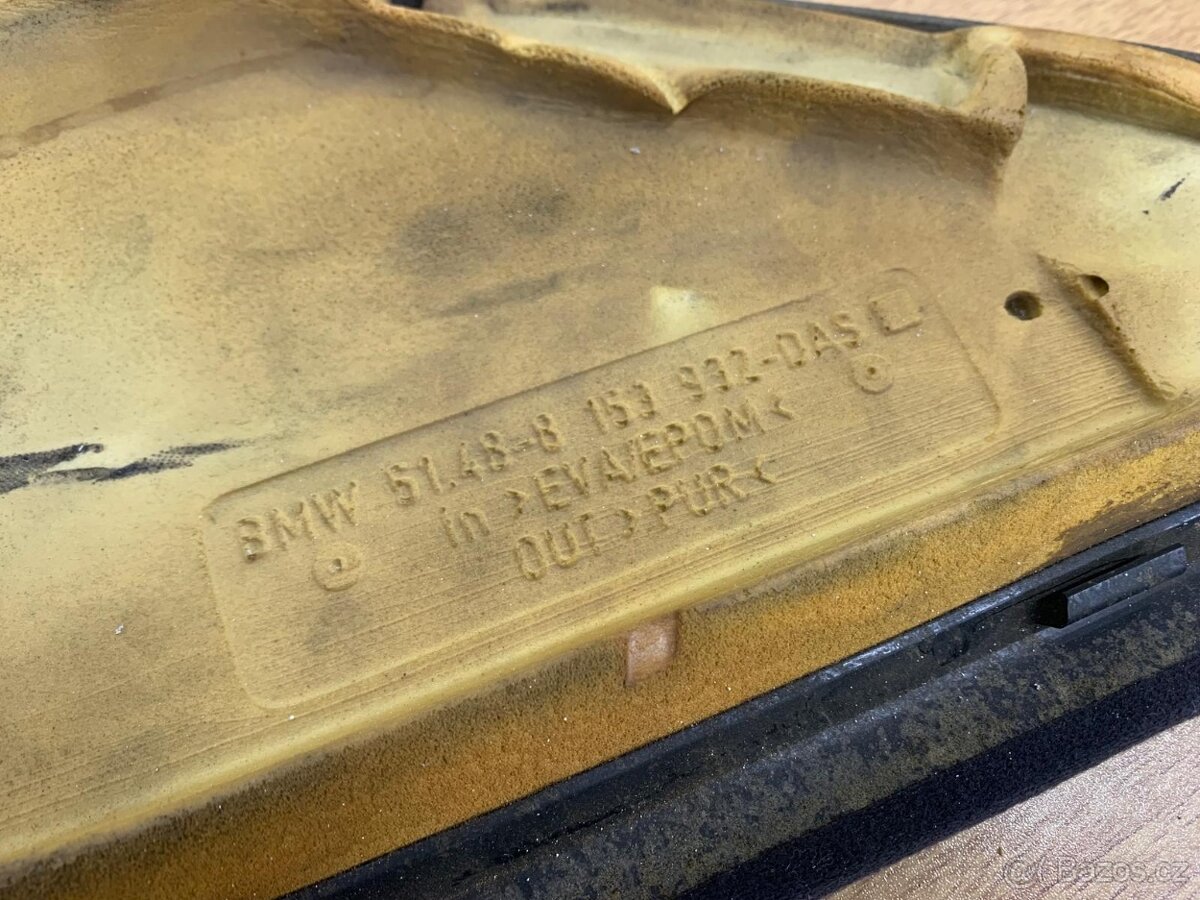 BMW E36 díly - blinkr, lišta, stabíky, c-sloupky - 12