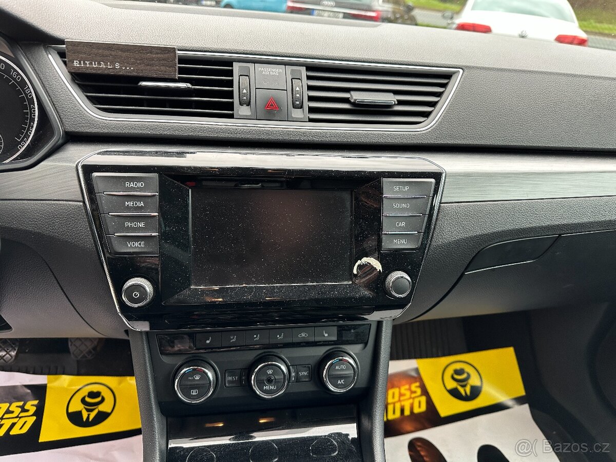 Skoda Superb 2016 - 12