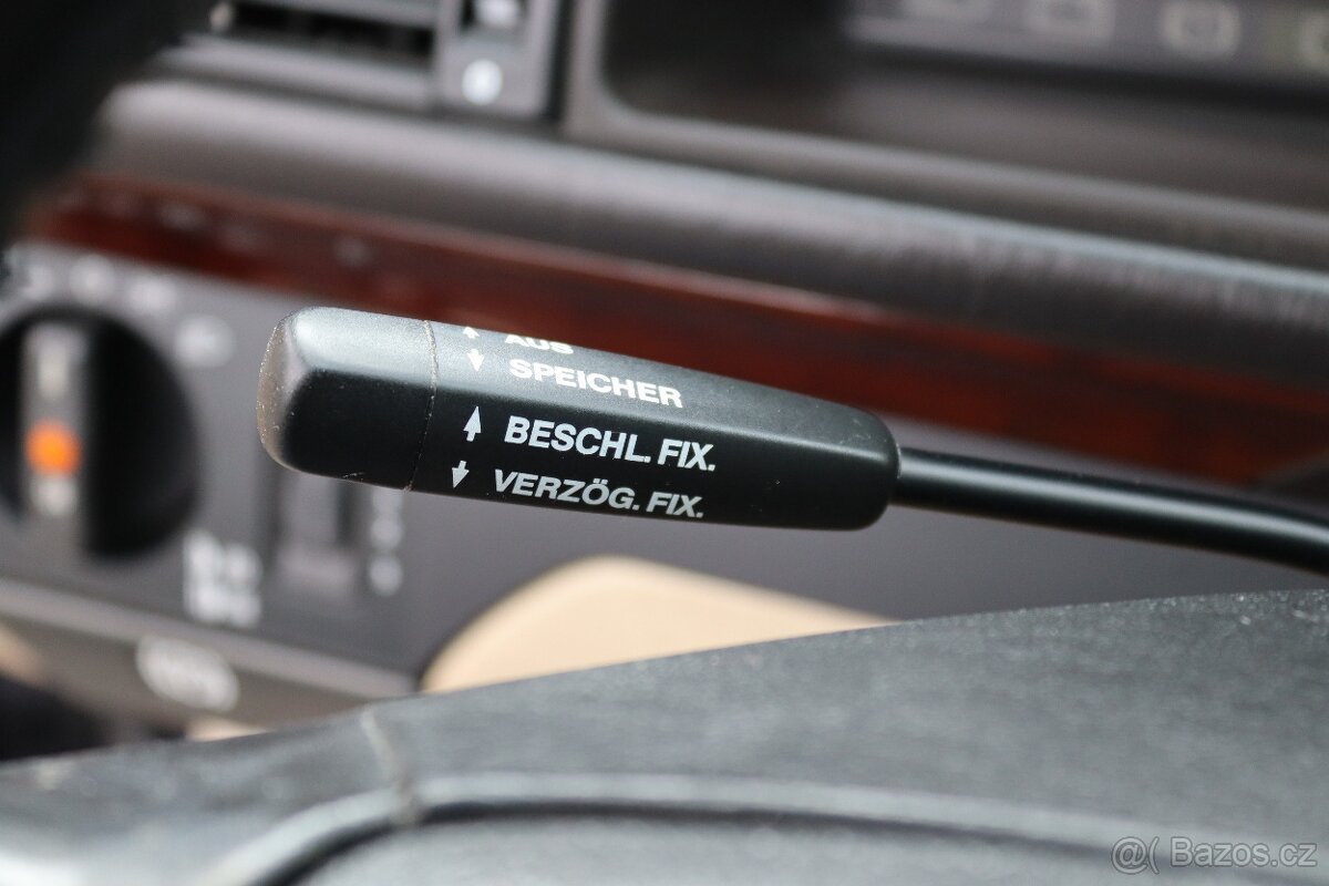 MERCEDES-BENZ 124 E420 205kW - 12