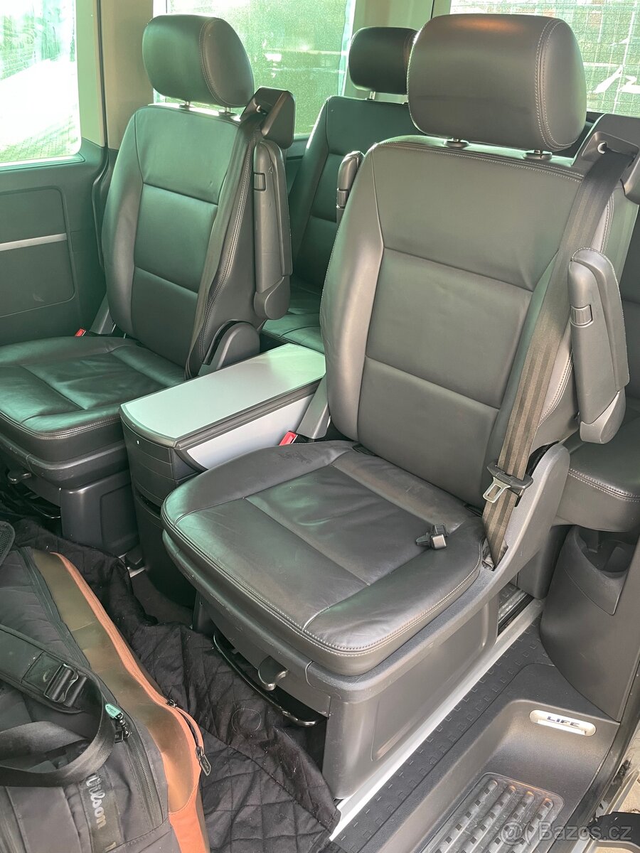 Multivan 2,0Tdi 132kw DSG, nový motor v záruce - 12