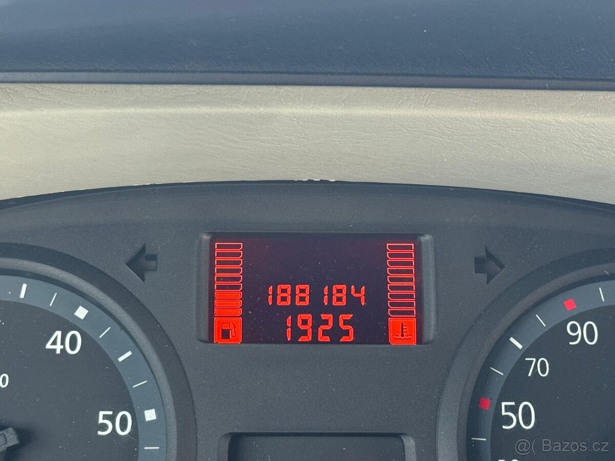 RENAULT TRAFIC 2.5DCI 107KW LONG 2X ŠOUPAČKY MOD.2008 - 12