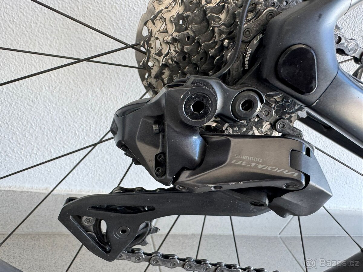 COLNAGO V4Rs UAEmirates - 12