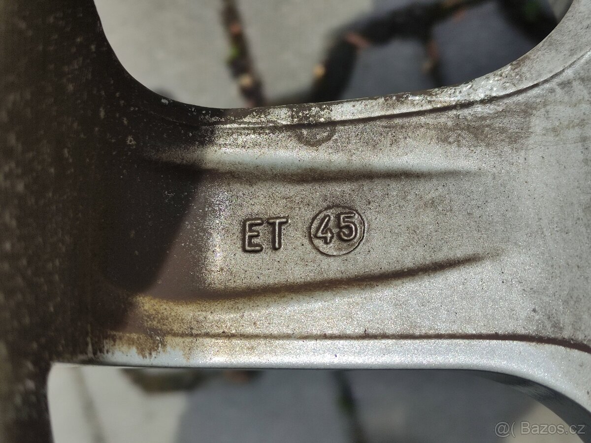 ALU LITÁ KOLA na Skoda Octavia II 15" + CELOROČNÍ 195/65/15 - 12