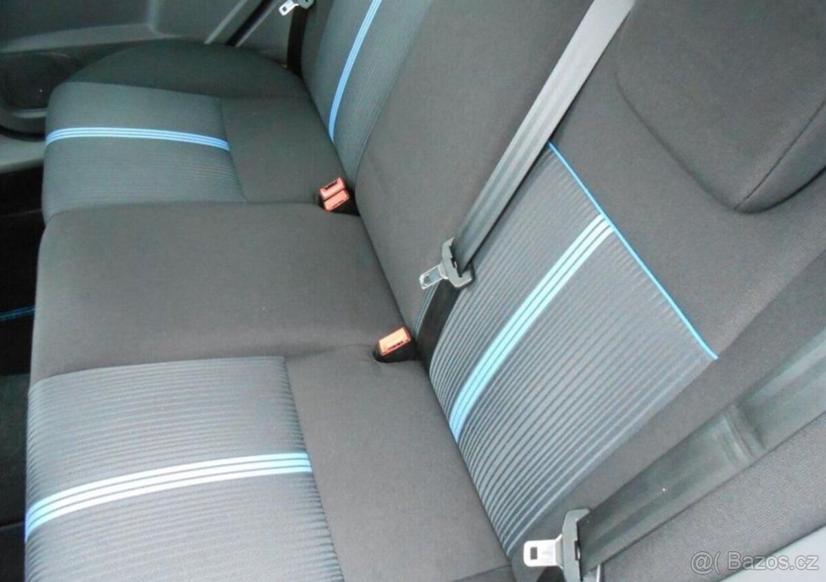 Ford Focus 1,6 74 kW KLIMA Serviska benzín - 12