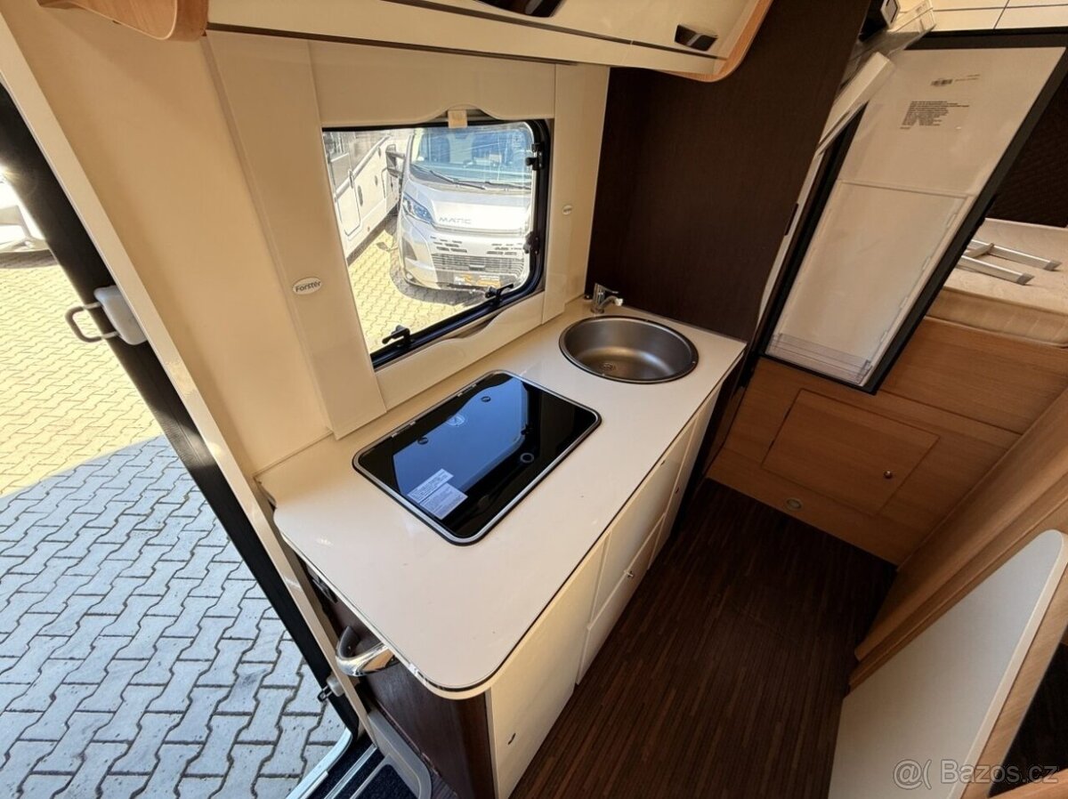 Forster 699 HB TOP VÝBAVA - 12