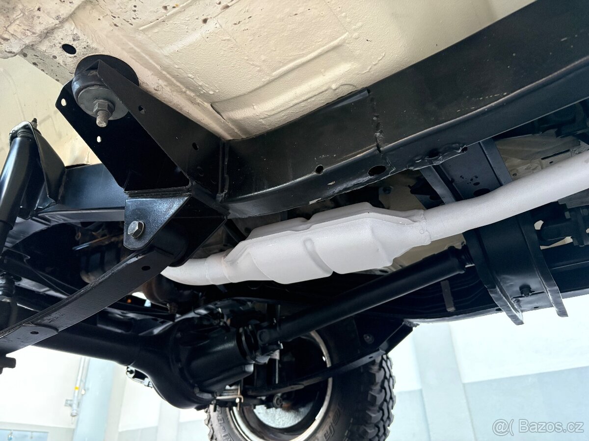 SUZUKI SAMURAI 1.3 - 12