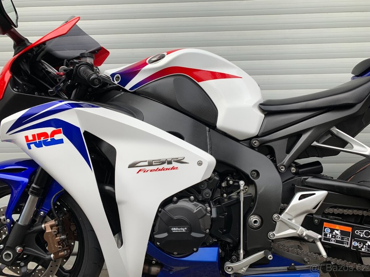 Honda CBR 1000RR 50th anniversary edition - 12