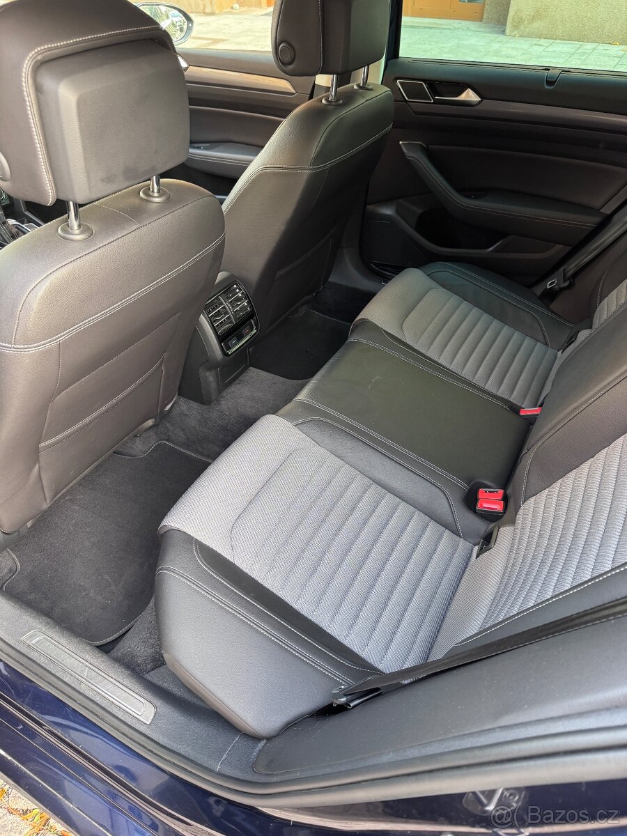 Volkswagen Passat Variant R-Line 1.4 TSI 110 kW DSG,r.v.2016 - 12