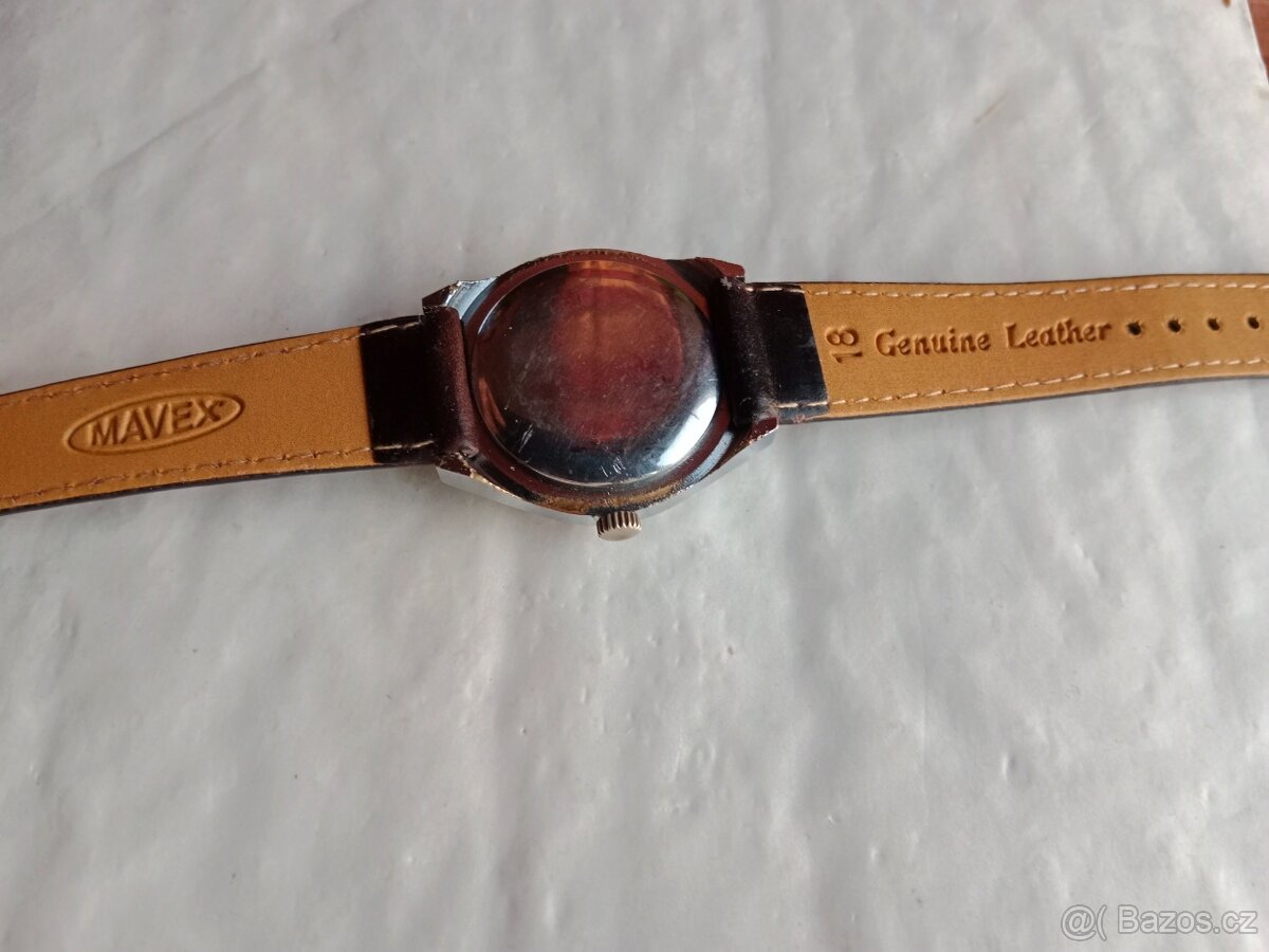 Staré, funkční hodinky Prim- televize - 12