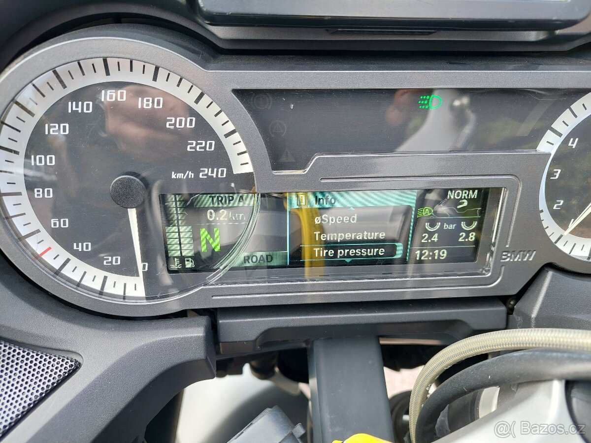 BMW R 1200 RT LC - 12