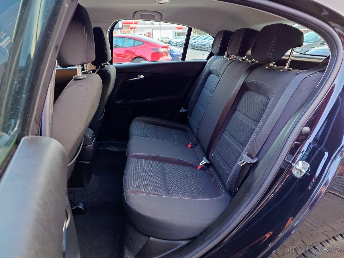 Fiat Tipo 1.4 Lounge 70kW - 12