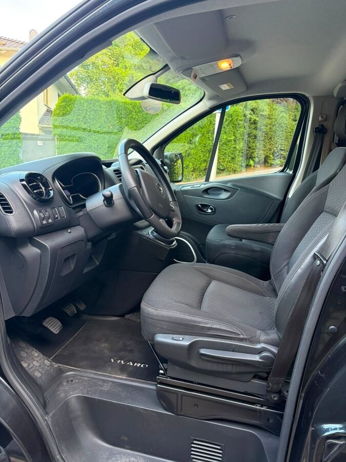 Opel Vivaro, 1.6 CDTI BiTurbo 8MÍST - 12