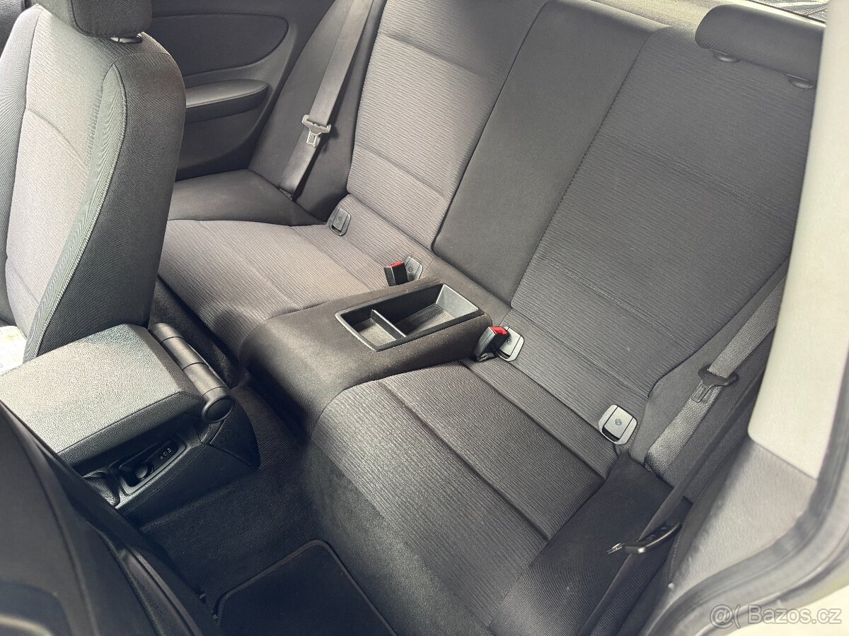 BMW 116i E87 LCi 3 dveř . - 12