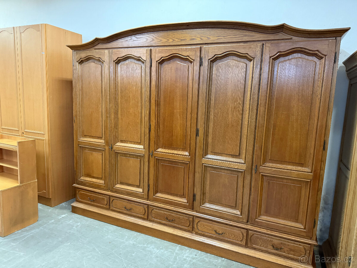 Rustikální dubová ložnice - 12