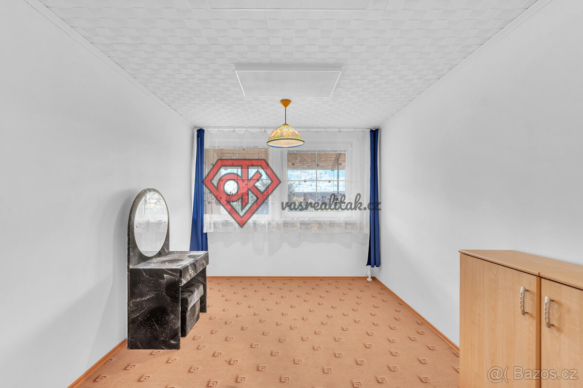 PRODEJ - byt 3+1 v Trnově - 12