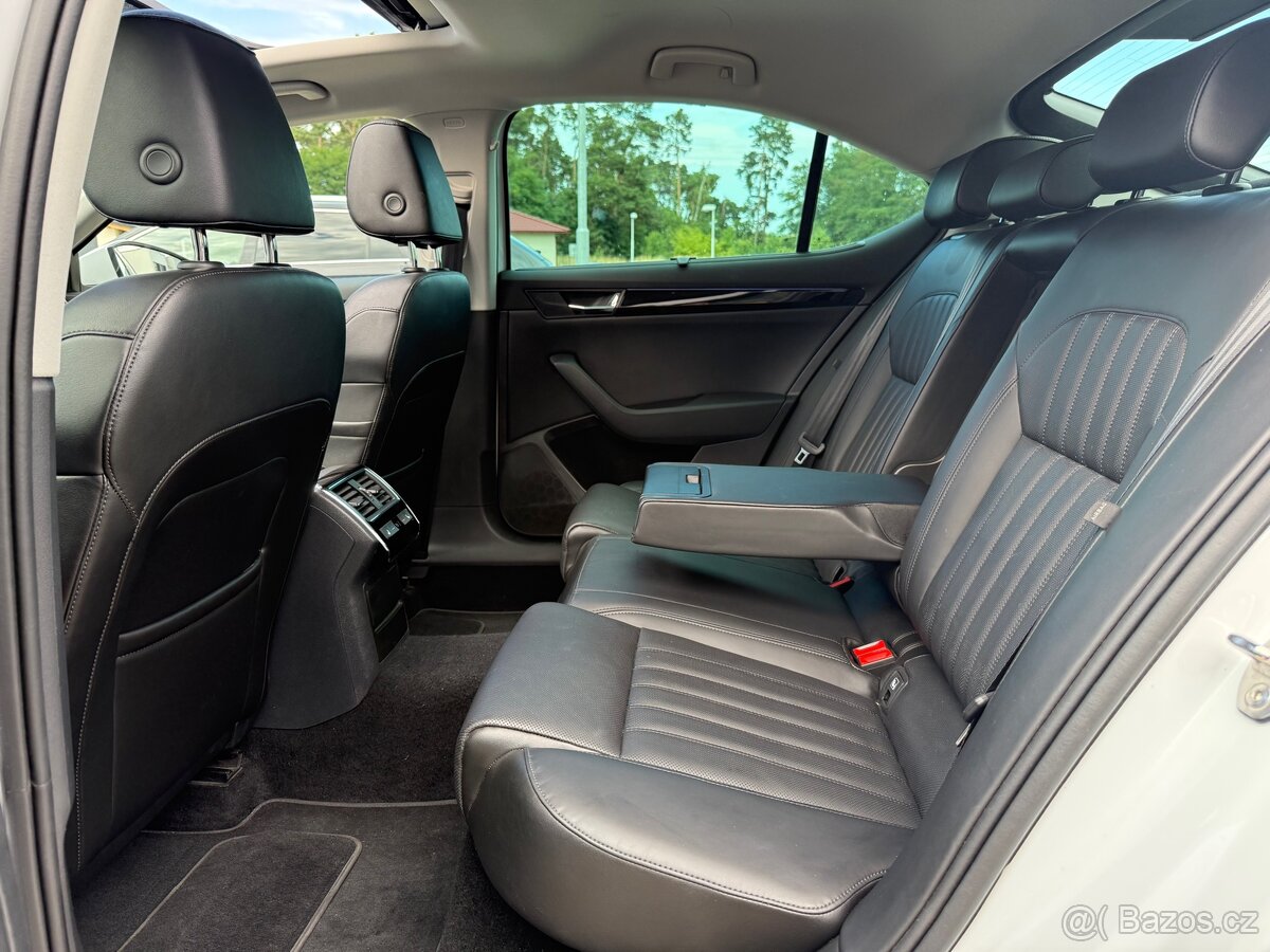 Škoda Superb L&K 2.0 TSi 206kW Nez. topení Tažné - 12
