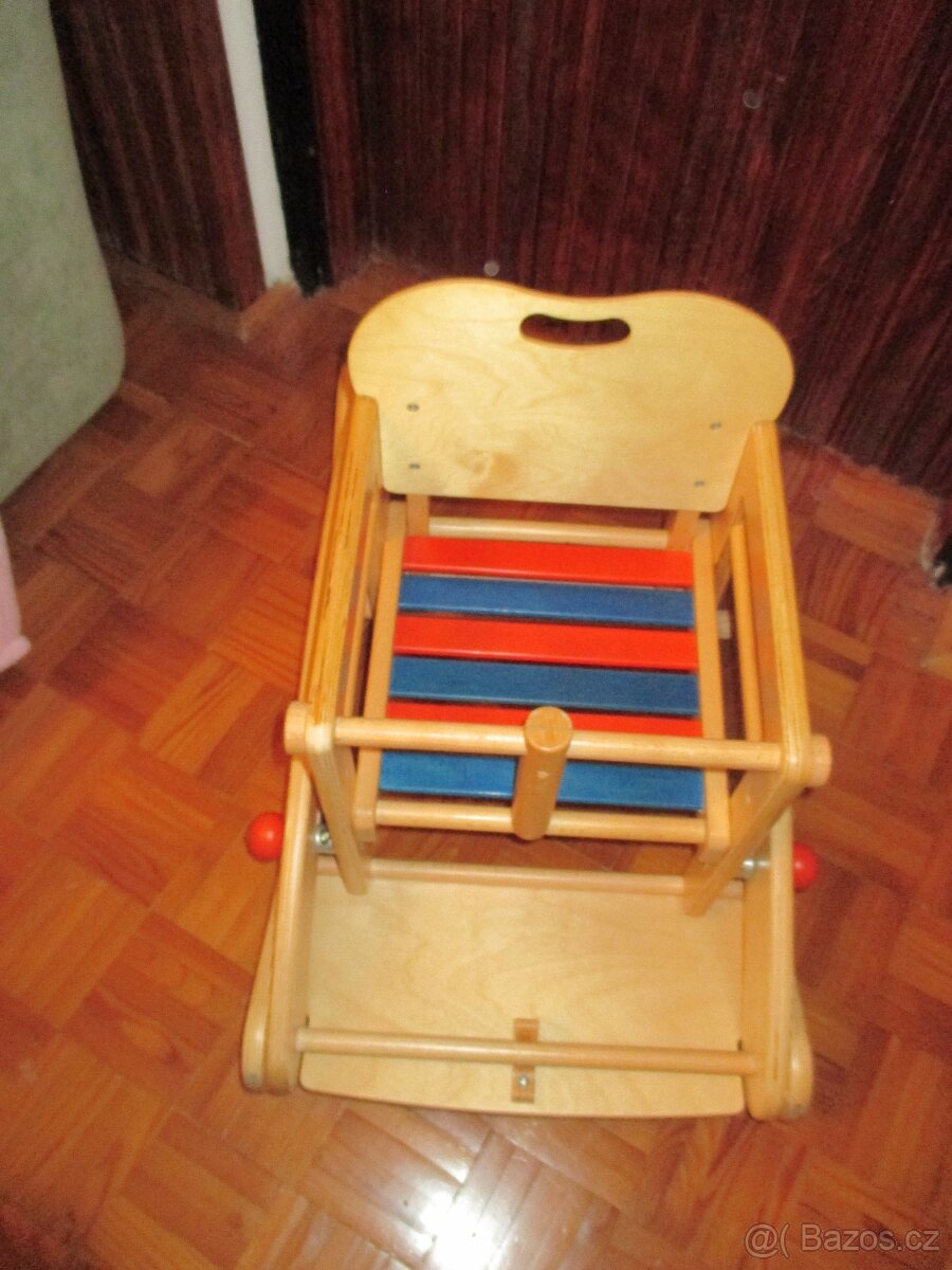 Víceúčelová dětská židlička - 12