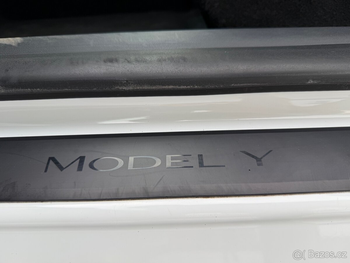 Tesla Model Y Long Range 2023 DPH/1.Majitel/TOP - 12