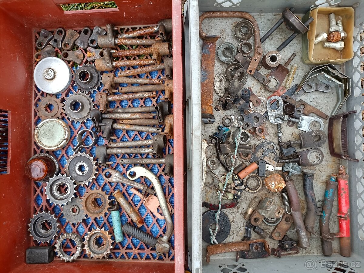 Jawa čz drobné díly na motocykl kývačka panelka pionýr apod. - 12