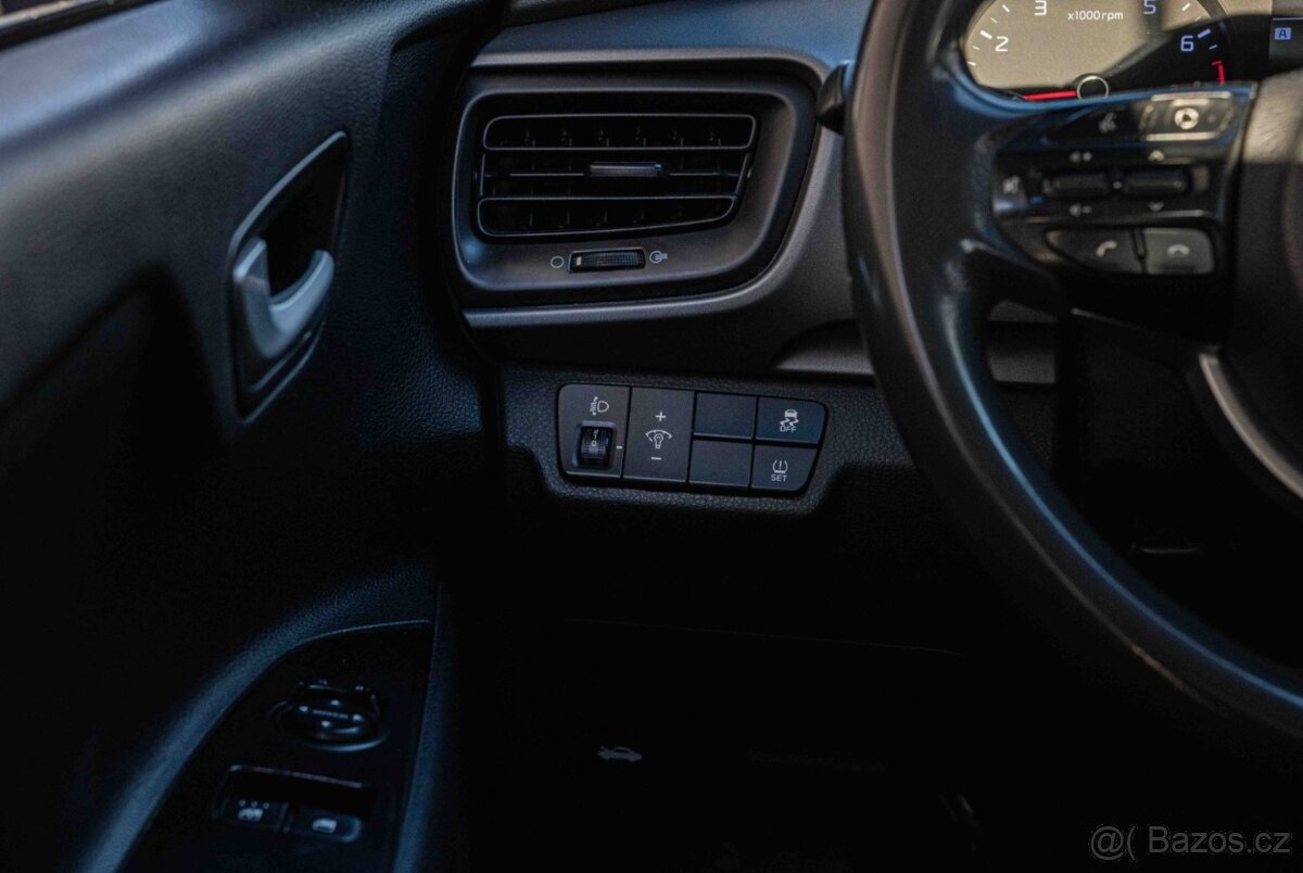 Kia Stonic 1.0 T-GDi Silver - 12