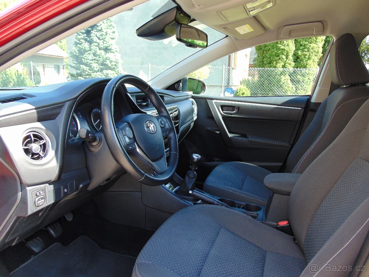 TOYOTA COROLLA 1.6,PŮVOD ČR,1.MAJ.,SERVISKA - 12