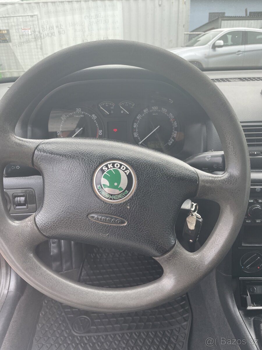 Škoda Octavia 1.9tdi - 12