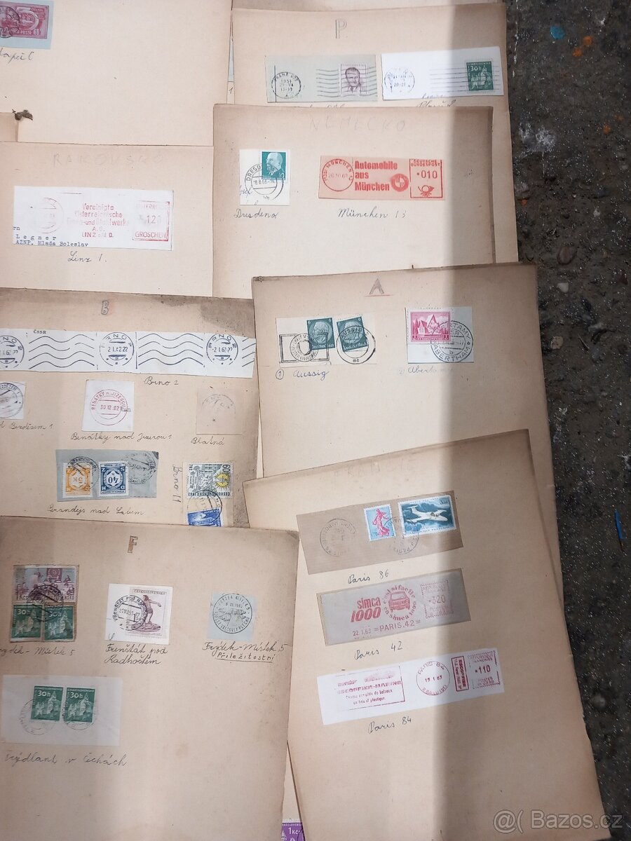 znamky pohlednice viněty etikety učty prospekty obalky - 12