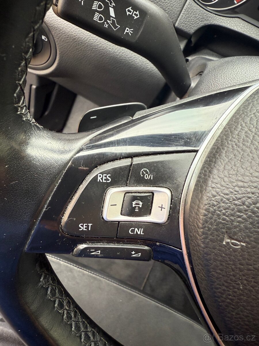 VW Sharan 2.0TDI 135kW, 4X4, 7 míst, Highline, Webasto - 12