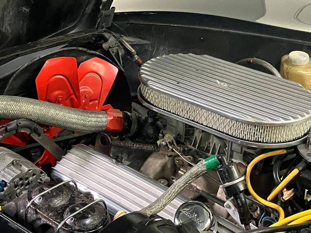 Chevrolet Corvette C3 z roku 1979 - 12