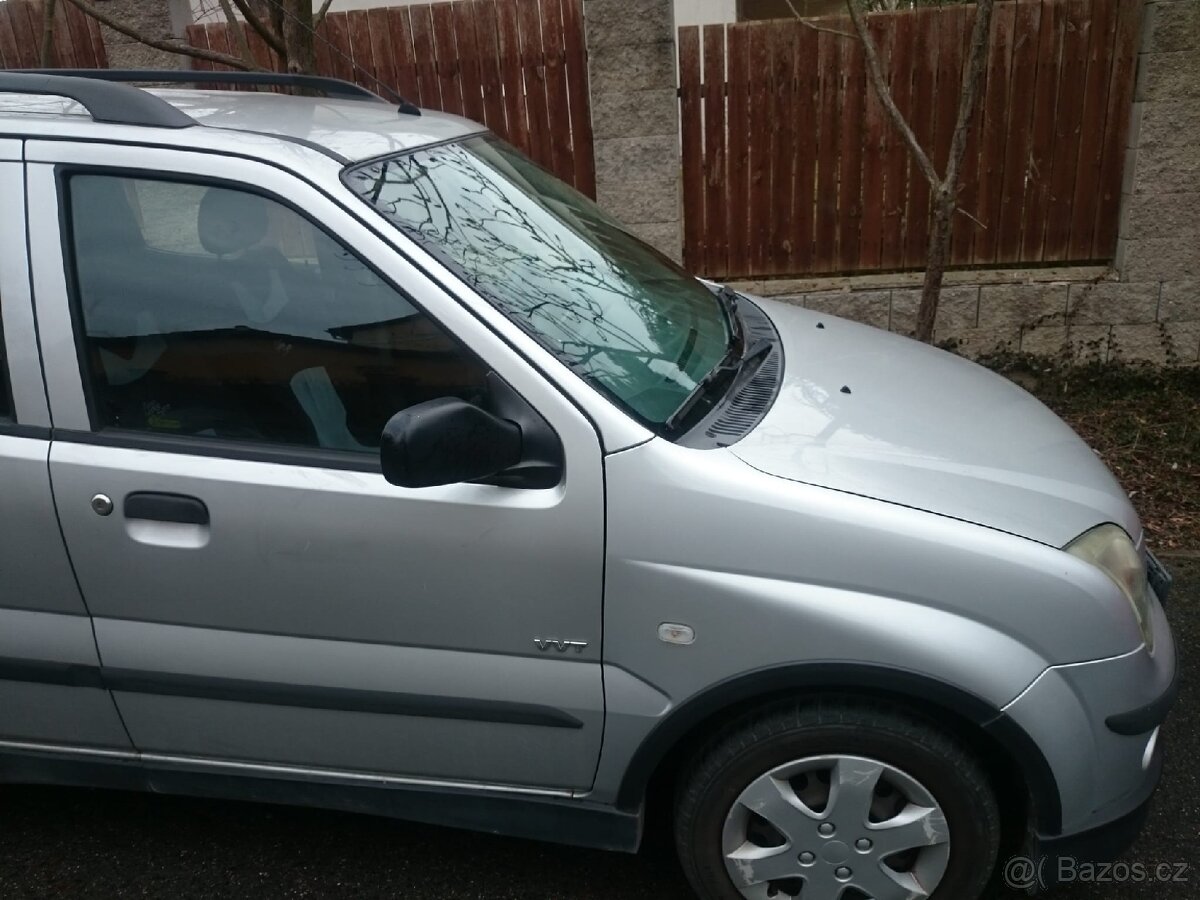 Suzuki Ignis 1.3 i 69kw r.v. 2007 - 12