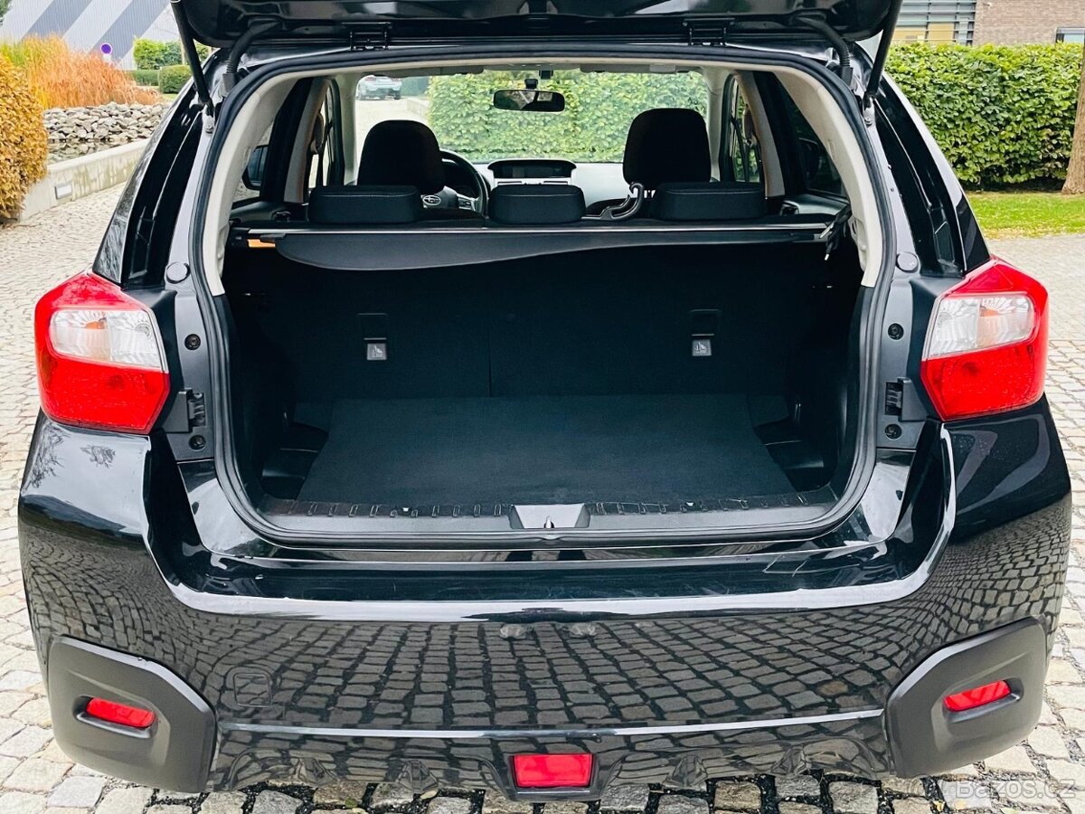 Subaru XV 2.0i BENZIN 110KW 4x4 AUTOMAT KAMERA SERVISKA - 12