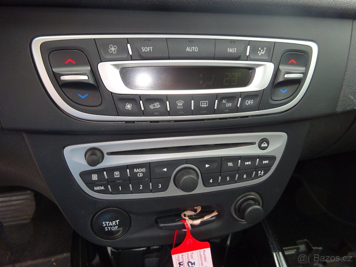 Renault Mégane 1,5 DCI - 12