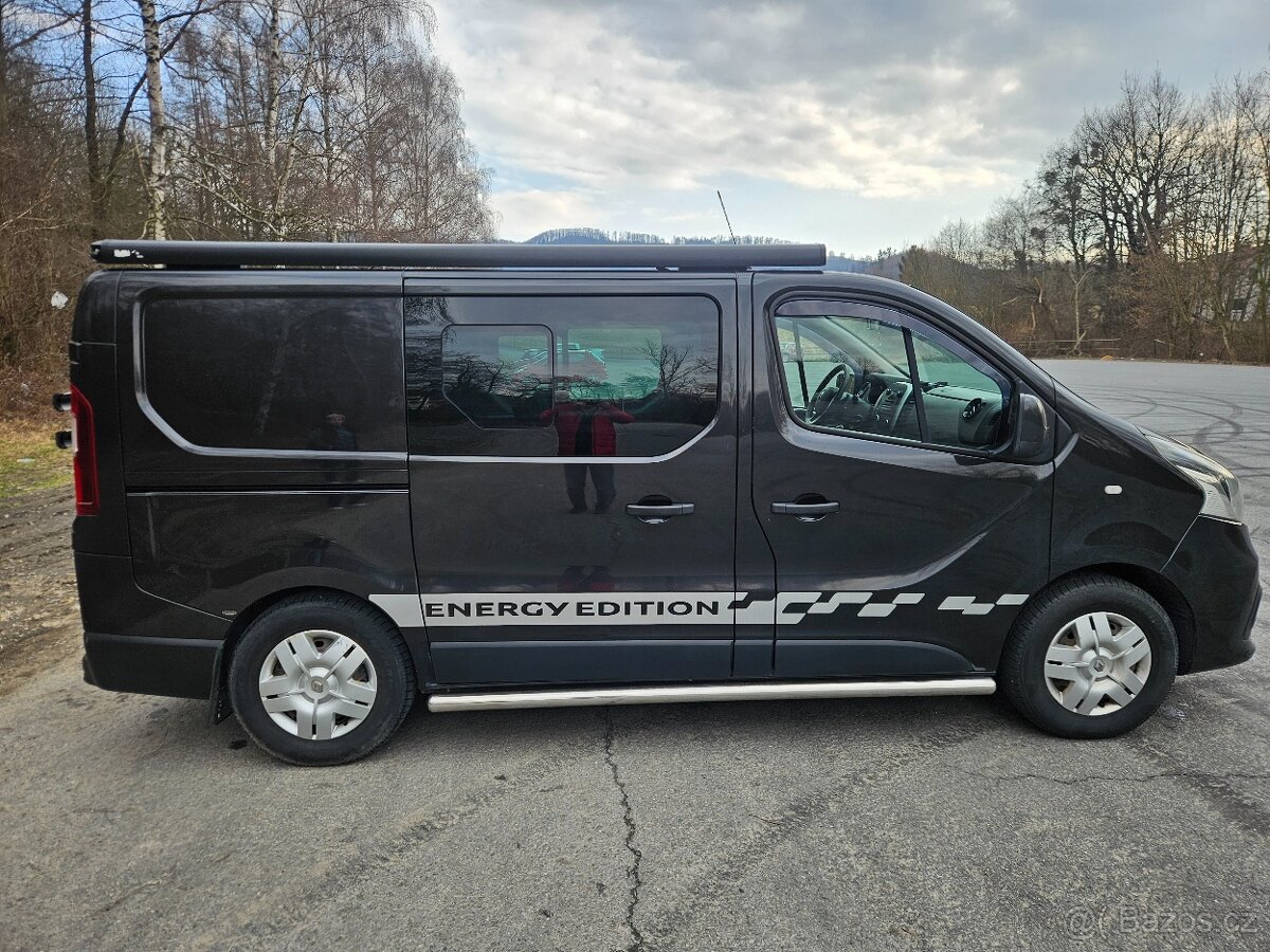 RENAULT TRAFIC CAMPER - 12