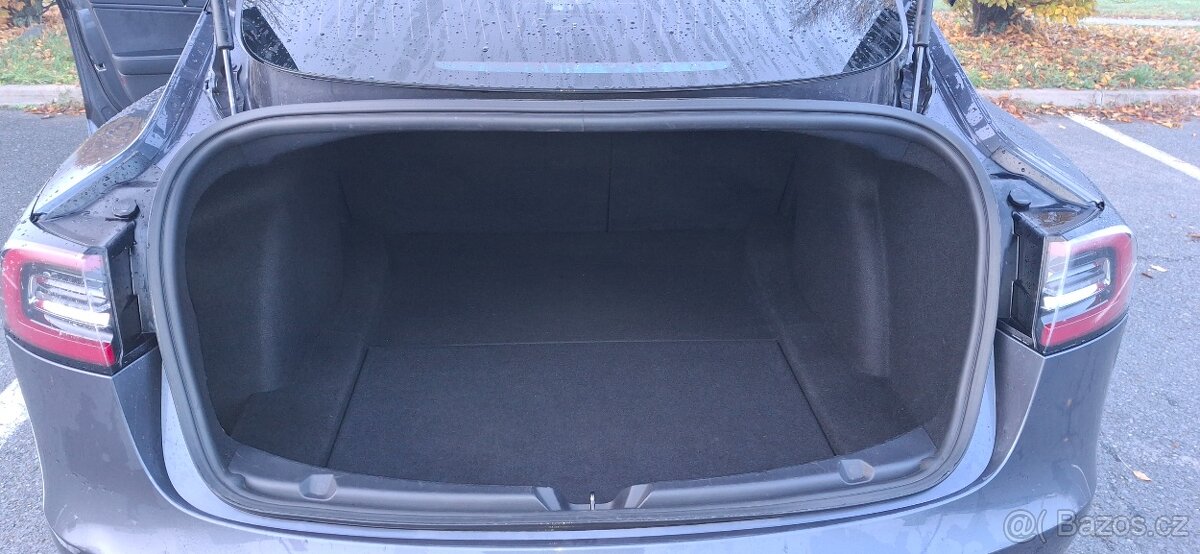 Tesla model 3 LR AWD, záruka do 11/27 cena vč. DPH - 12