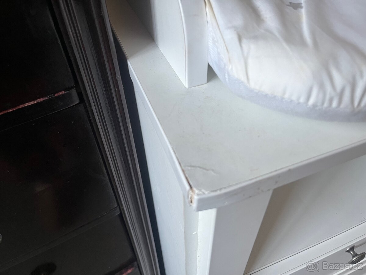 Přebalovací pult - 12