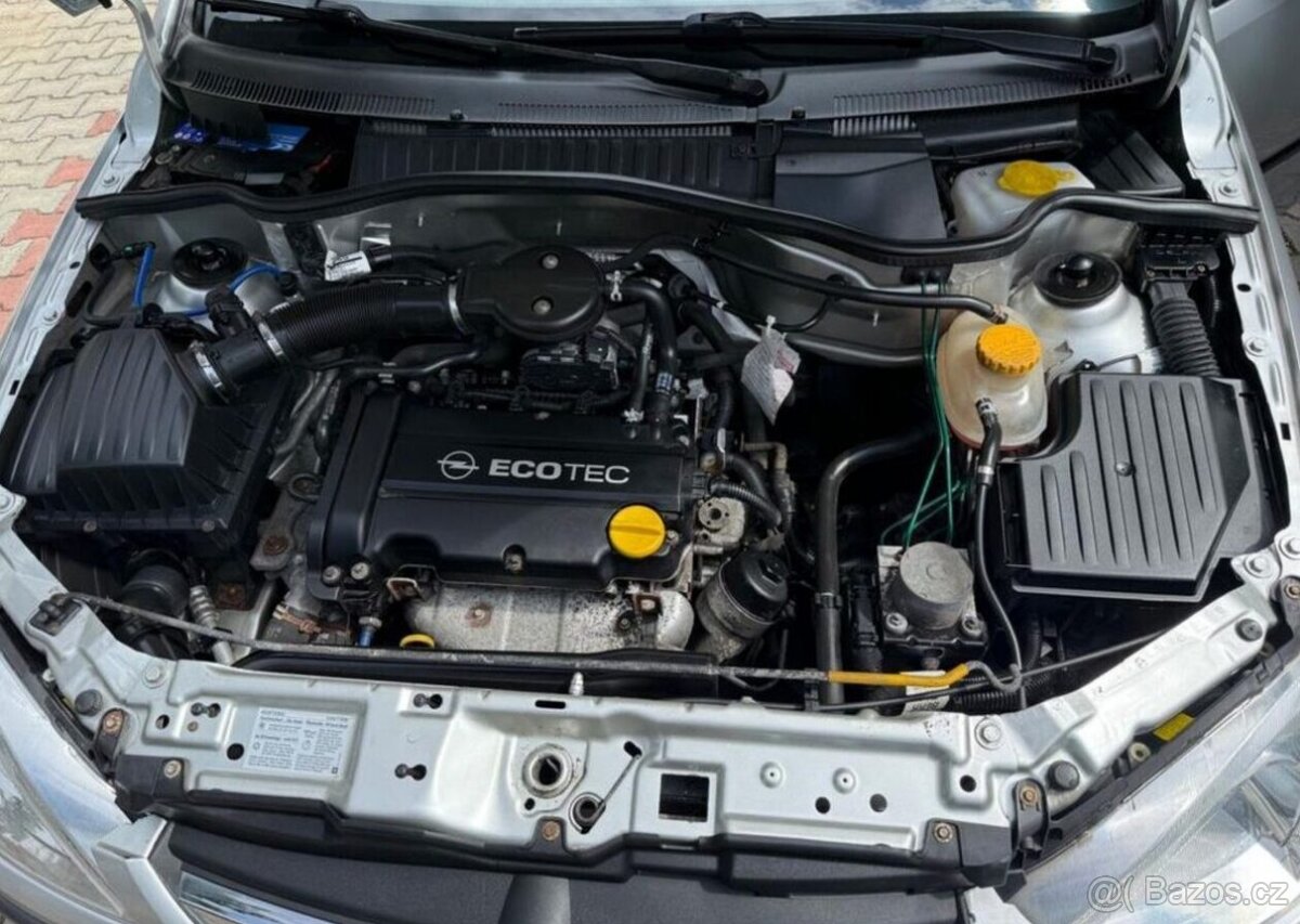 Opel Corsa 1,2 i klima , 2 sady kol benzín - 12