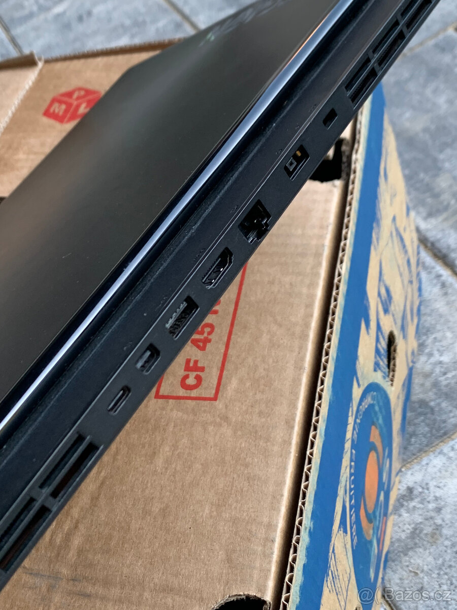 Herní notebook Lenovo Legion Y530 - 12