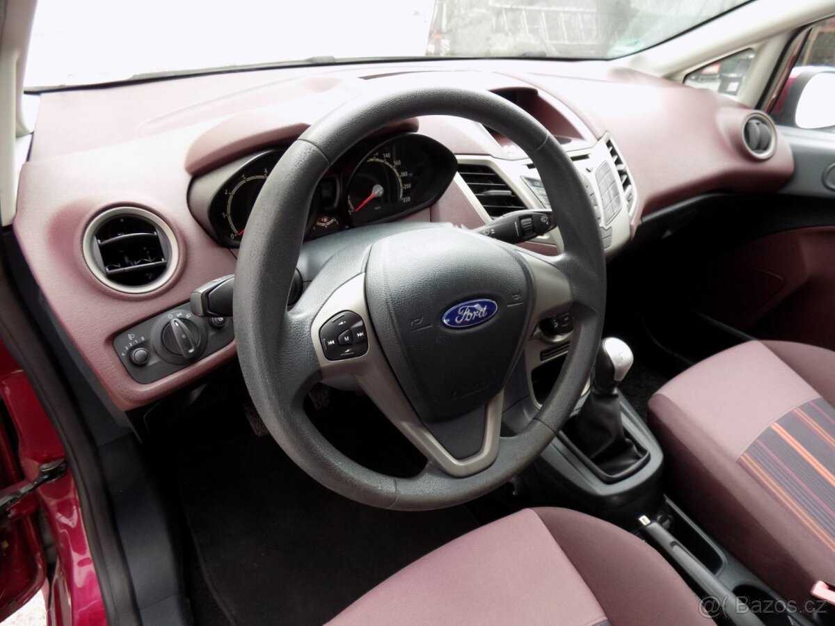 Ford Fiesta 1.2i/Klimatizace/ - 12