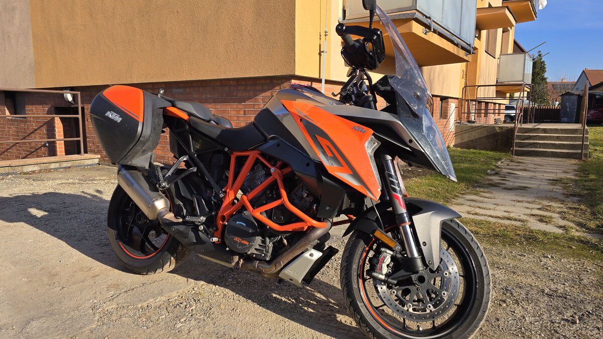 Ktm super duke 1290 gt - 12