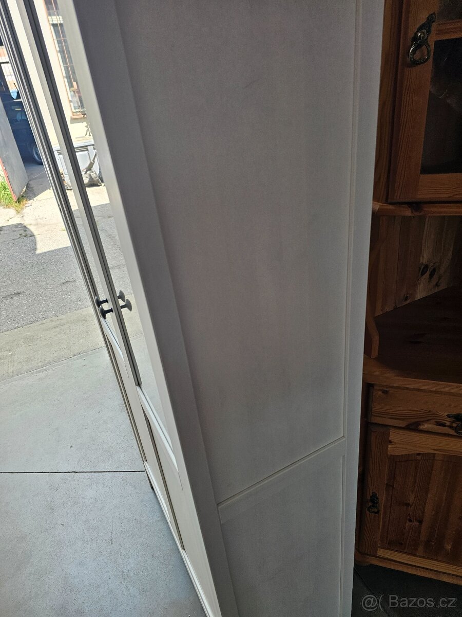 VITRÍNY IKEA HEMNES - 12
