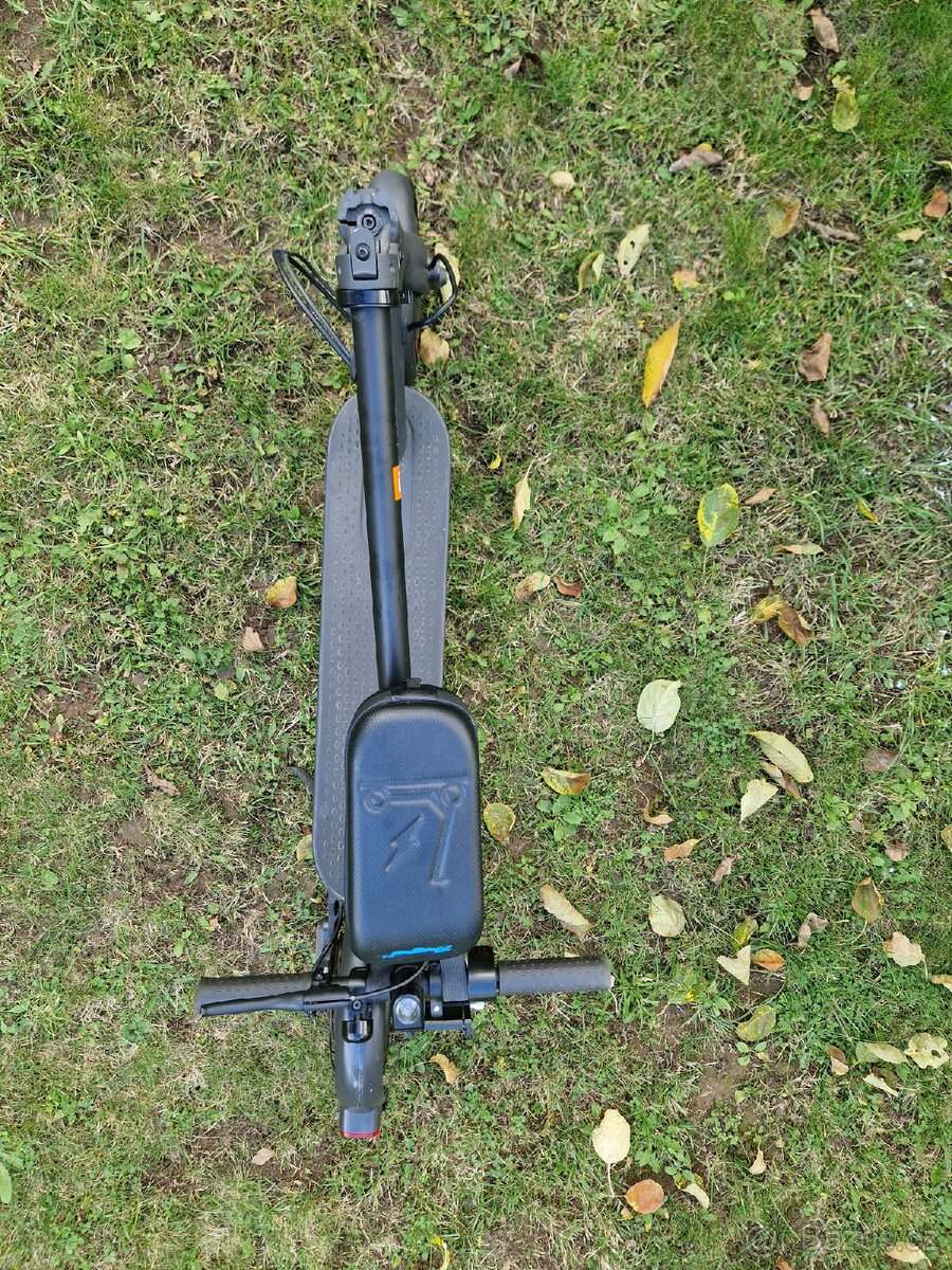 Elektrická koloběžka Xiaomi mi scooter pro 2 nová baterie - 12